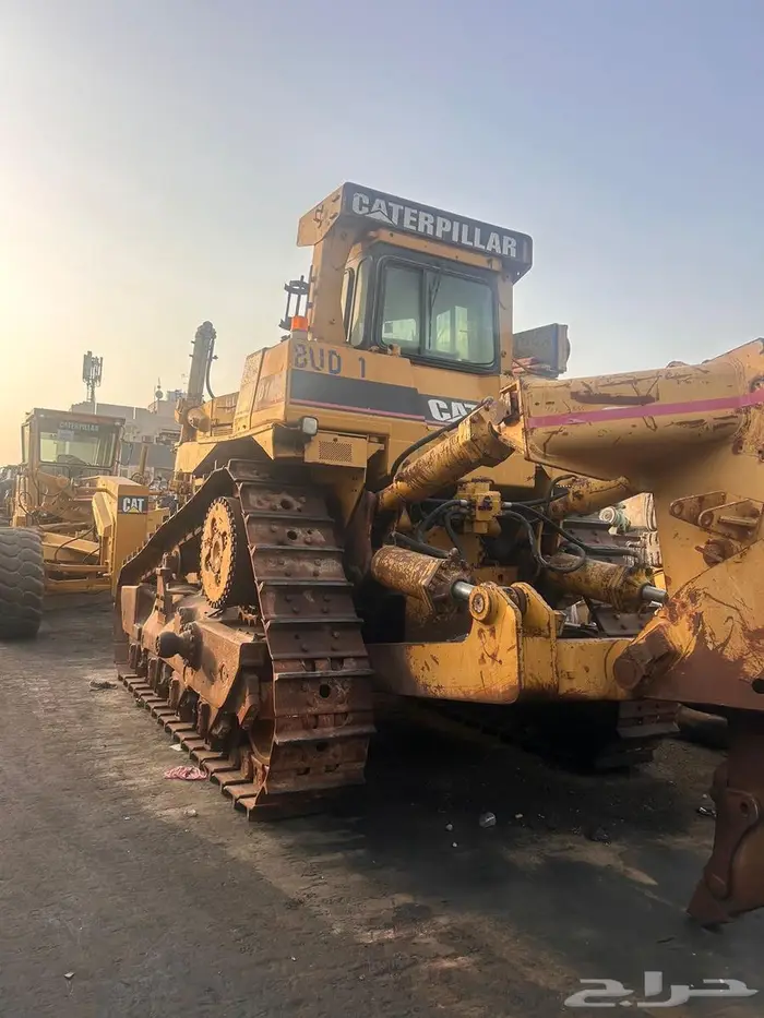 بلدوزر D10R 2
