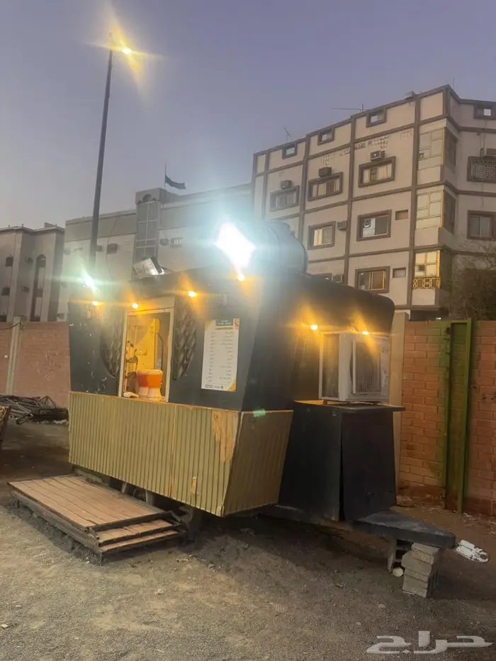 فود ترك للبيع او للايجار 1