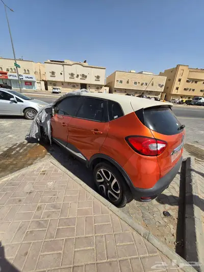 رينو هاتشباك تشليح تالف index