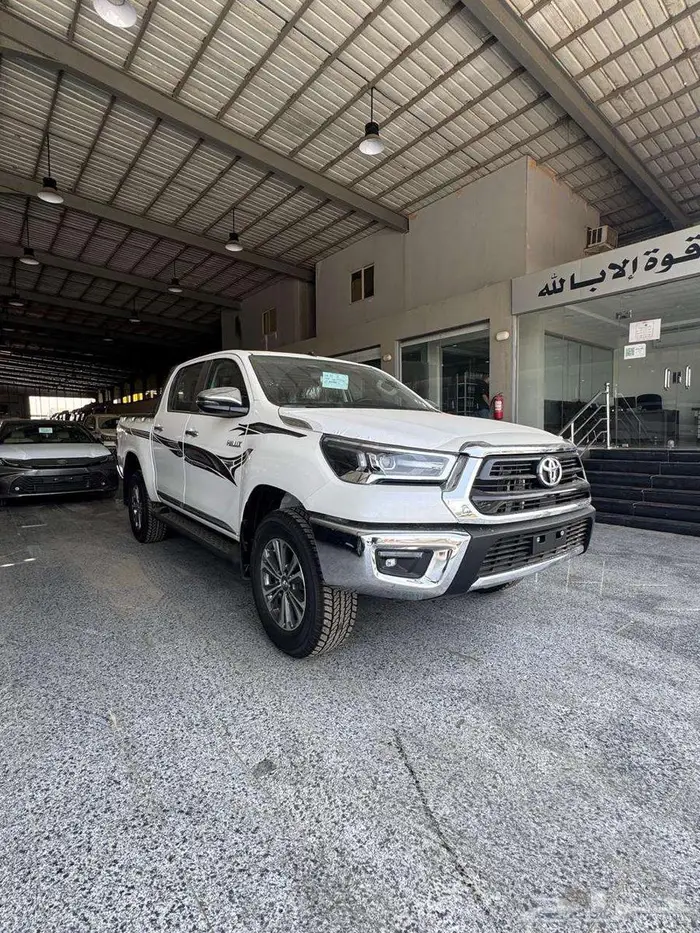 تويوتا هايلكس غمارتين 2700 cc اوتامتيك بنزين موديل 2025 0