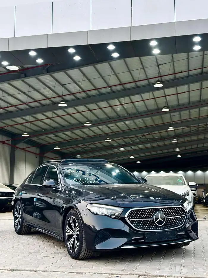 مرسيدس E 200 موديل 2025 اصفار كاش وتقسيط 7