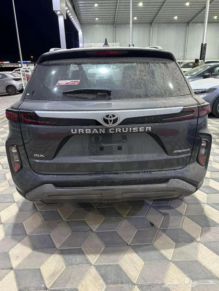 تويوتا اوربان كروزر فل كامل 2025 1