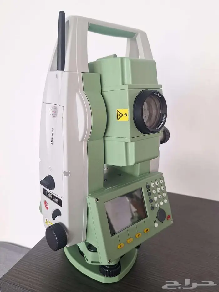 للبيع أجهزة توتال ستيشن Leica TS09 Plus 1