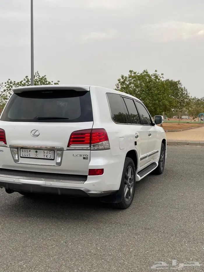 جيب لكزس 2015 LX 570 DD 4