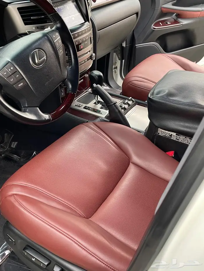 جيب لكزس 2015 LX 570 DD 7