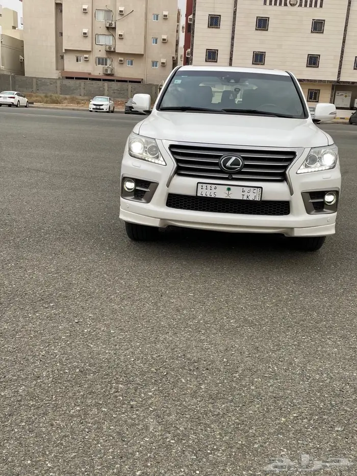 جيب لكزس 2015 LX 570 DD 14