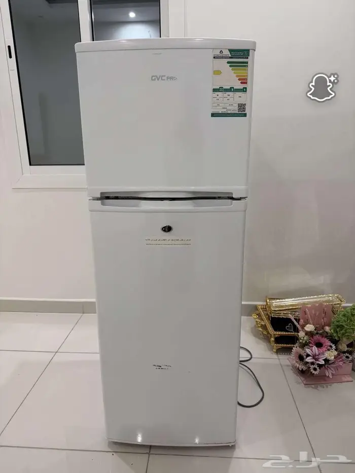 سرير ودولاب وثلاجه 2