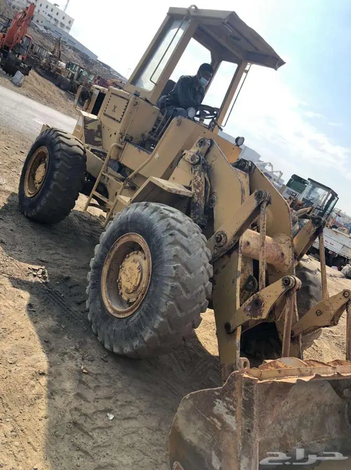 شيول كتربلر 930 موديل 80 معرض رواد المعدات 3