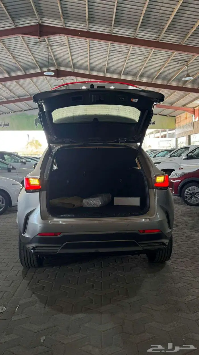 لكزس nx 350 aa 8