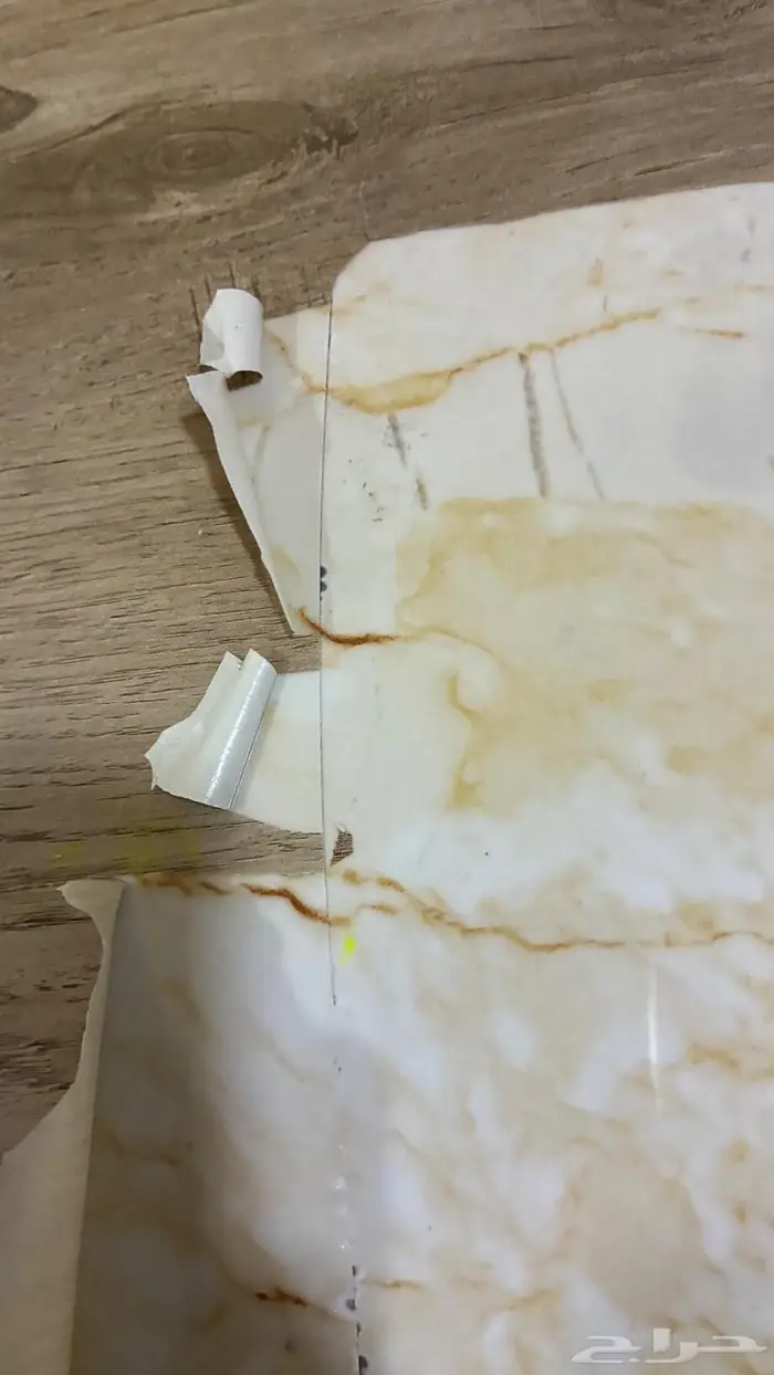 مجانا طاولة كبيرة مع 4 طاولات خدمة 2