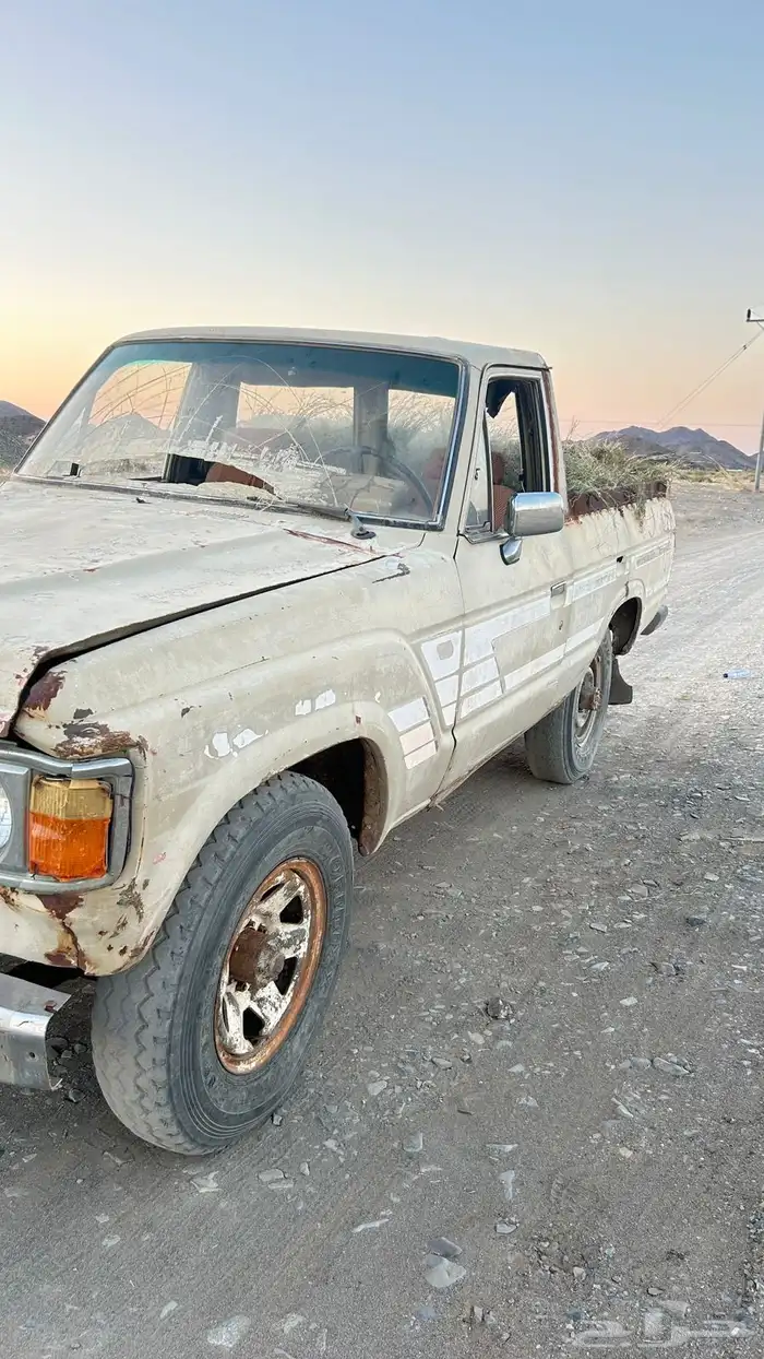 جيب تايوتا مقصوص 86 4