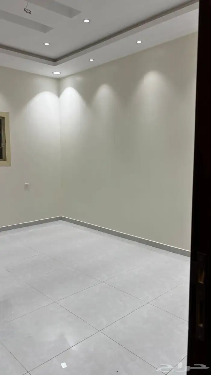 شقه 4 غرف للايجار وسام 1 7