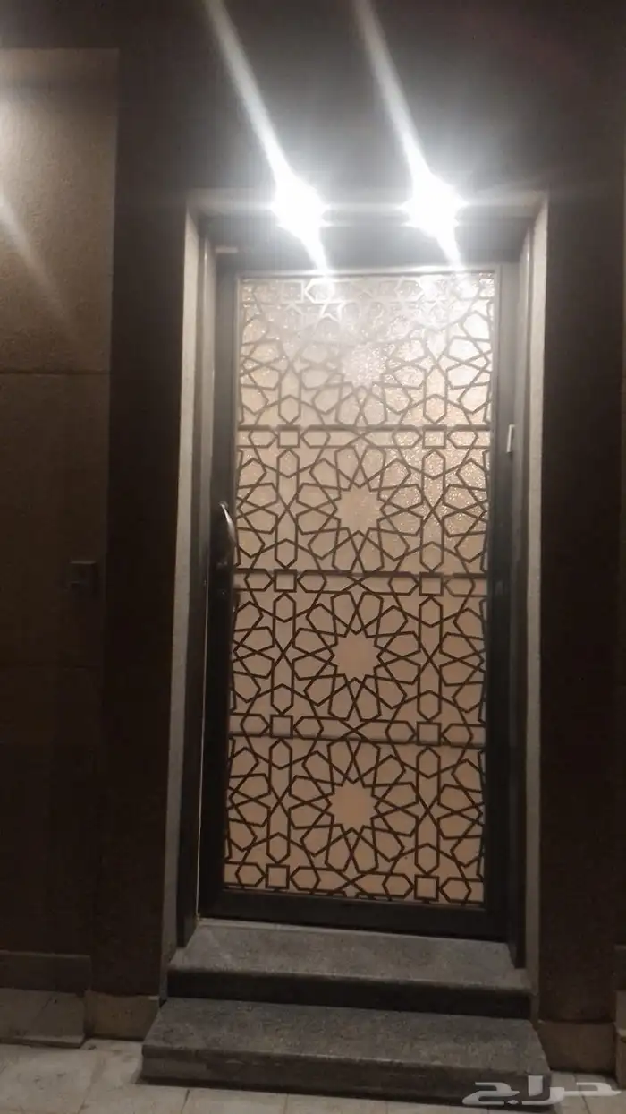 شقة للايجار مدخل مستقل حي العوالي 1