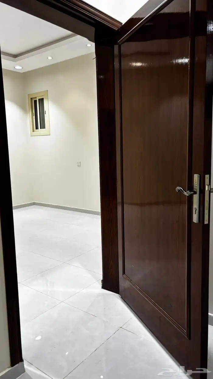 شقه 4 غرف للايجار وسام 1 0