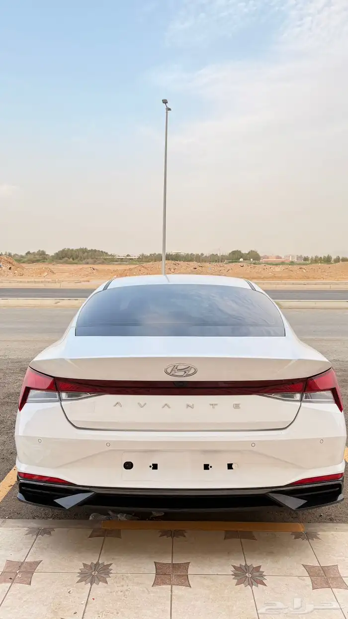 هونداي النترا 2022 ( بنزين) بحالة الوكالة 3
