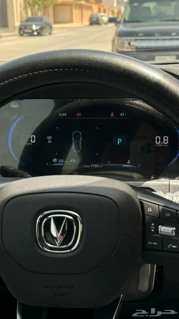 للبيع سيارة شانجان Cs35plus 9