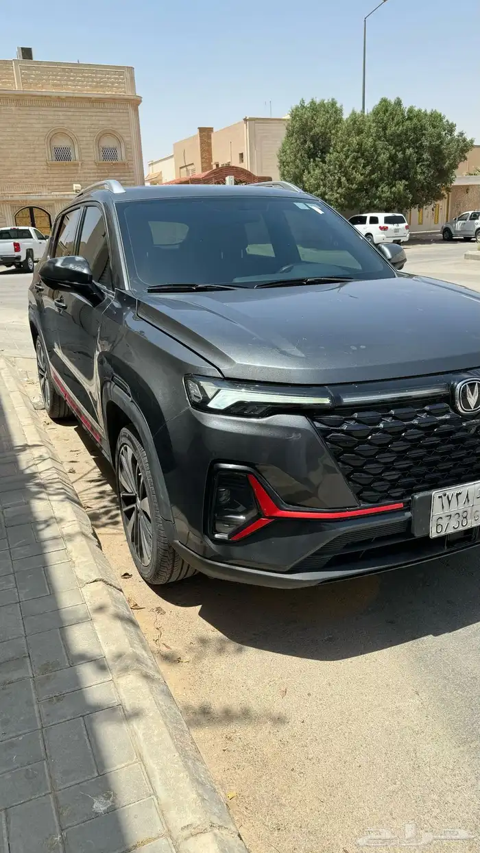 للبيع سيارة شانجان Cs35plus 5