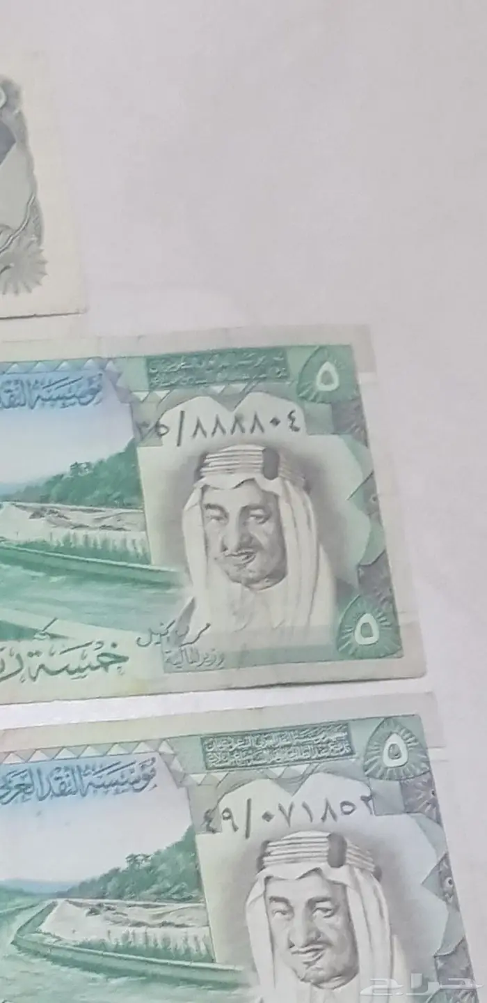 عمله نادره جدآ مكتوب عليه ايه من القران الكريه 1