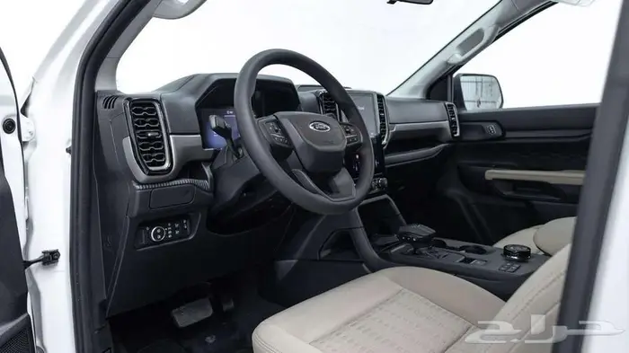 فورد ايفرست XLT نص الفل موديل 2024 6