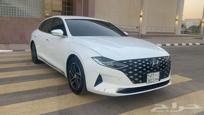 هيونداي ازيرا 2021 بطاقة جمركية نظيفة جدا بوضع الوكالة 2