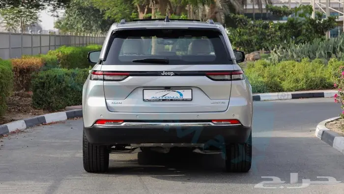 2025 جيب جراند شيروكي ليمتد بلس خليجي اصفار ضمان الوكيل 5