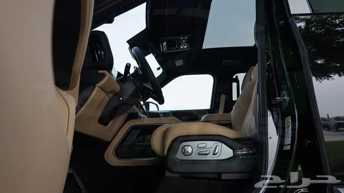 2025 BYD LEOPARD 8 2.0T Plug-in Hybrid اصفار مع ضمان 6