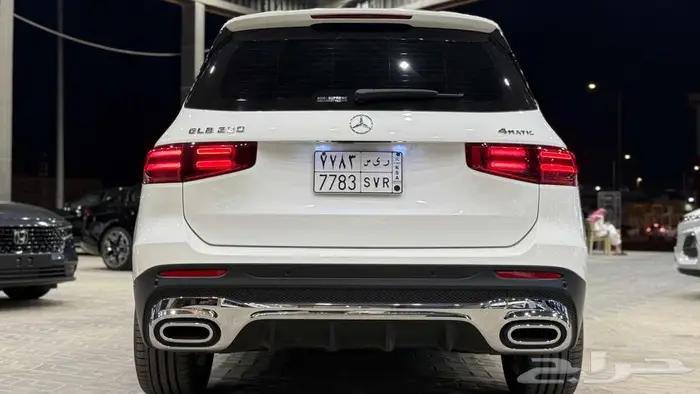 مرسيدس GLB 250 2025 8