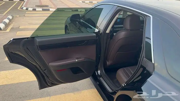 هيونداي ازيرا 2023 نظيفة جدا 6 سلندر بطاقة جمركية 36