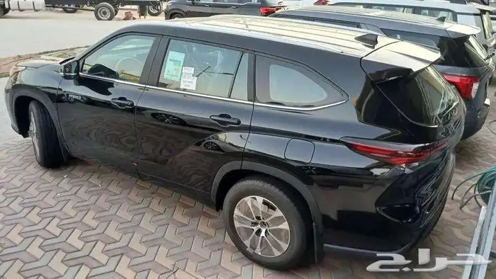 هايلاندر GLE نص اسود 2024 1