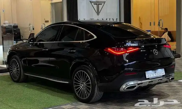 مرسيدس بنز الموديل GLC 300 Coupe 2024 - تمويل كاش 4