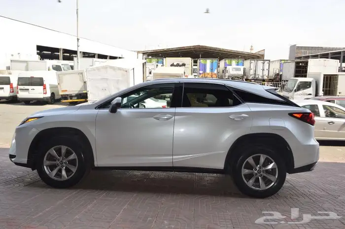 لكزس RX350 موديل 2018 فل رقم لوحة مميز 6