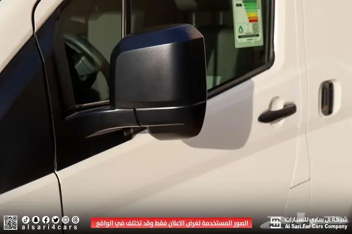 تويوتا هايس بضاعة سقف عالي بنزين 2025 13