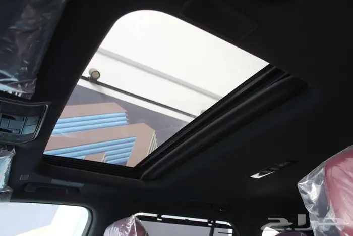 لكزس LX600 2025 بريمي داخليه احمر 13