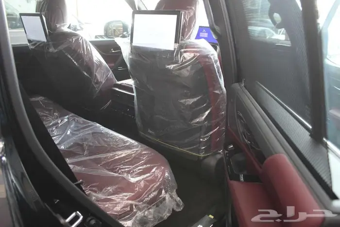 لكزس LX600 2025 بريمي داخليه احمر 11