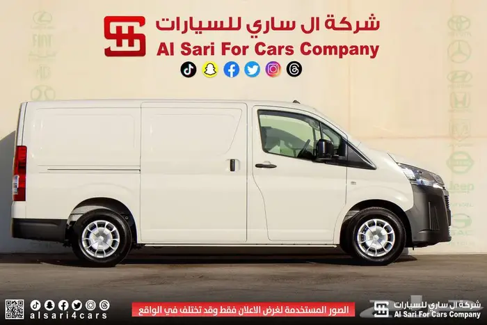 تويوتا هايس بضاعة بنزين 2025 16