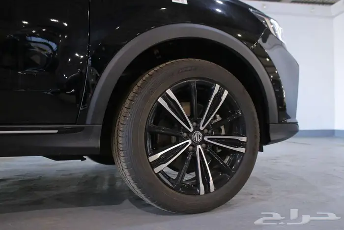 ام جي MG RX5 استاندر موديل 2024 6