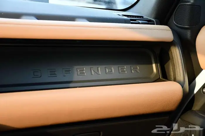 DEFENDER P400 HSE XDINMEC 2025 9