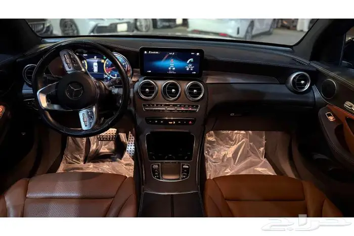 مرسيدس GLC 300 4MATIC 2021 2