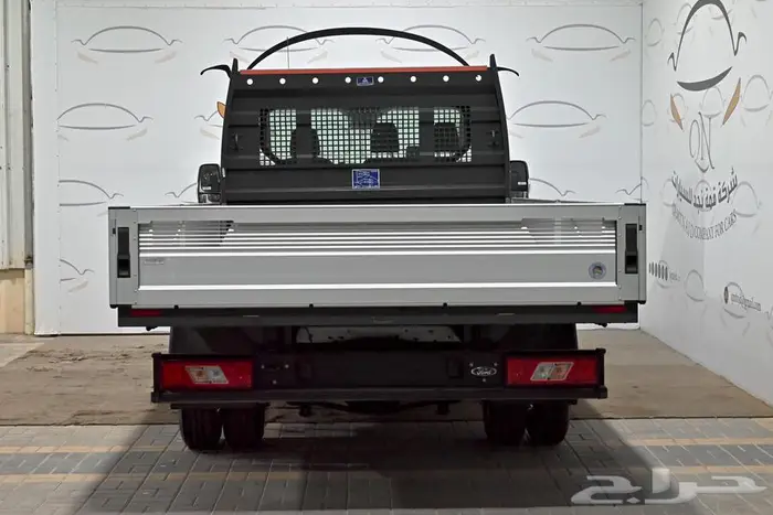 فورد ترانزيت 330S جوانب 2023 عرض اليوم الوطني 6