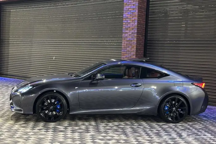 لكزس RC-F300 صيانات وكاله باقي على الضمان شبه مخزن 9