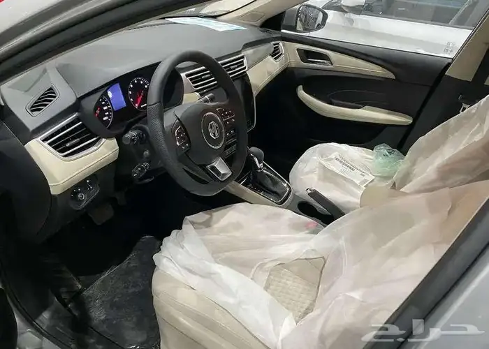 ام جي MG5 ستاندر 2025 اصفار 14