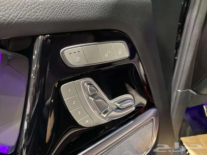مرسيدس G500 موديل 2022 اسود ماشيه 46000كم 45