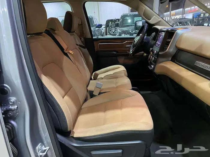 دودج رام 2019 رصاصي ماشيه 277000كم 16