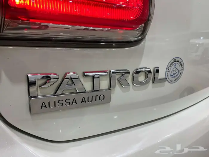 نيسان باترول LE 2016 ابيض ماشيه 225000كم 32