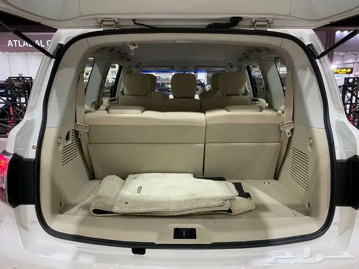 نيسان باترول LE 2016 ابيض ماشيه 225000كم 28