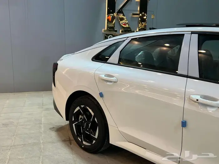 كيا K5 استاندر مطور بانوراما موديل 25 3