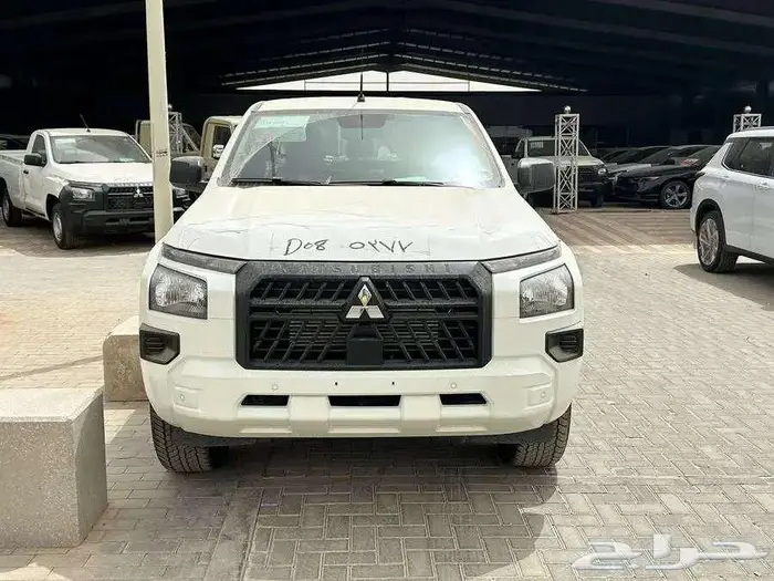 ميتسوبيشي L200 غمارتين دبل نص فل اوتوماتيك 2024 مبيعات بنوك 1