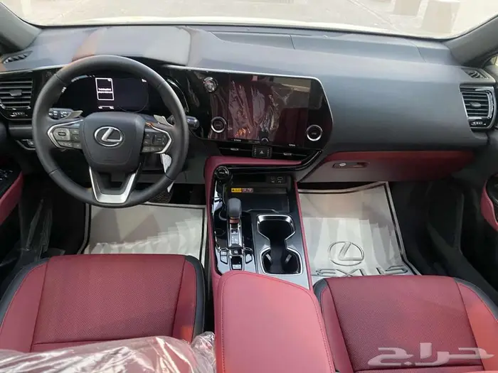 لكزس NX 350h 2025 رمادي داخلي احمر هايبرد 9