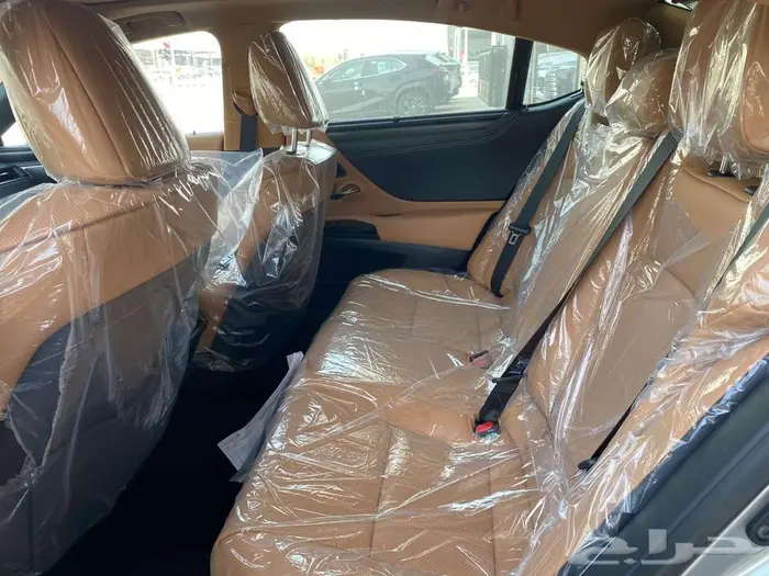 لكزس ES 350 DD فل كامل 2025 - سعودي 8
