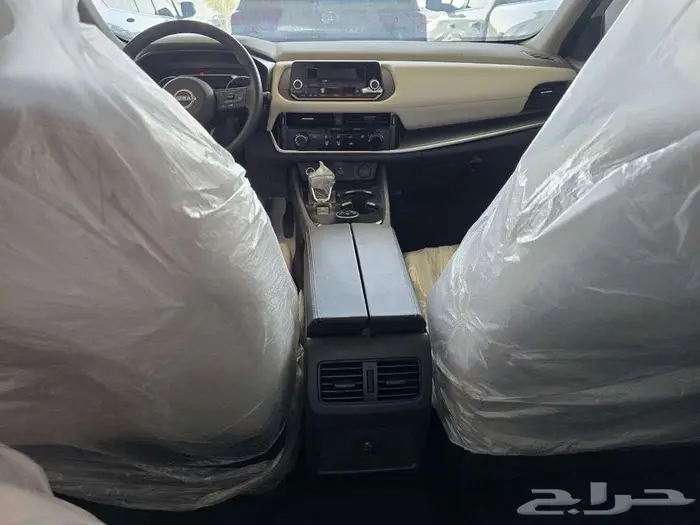 نيسان اكس تريل ستاندر دبل موديل 2024 10